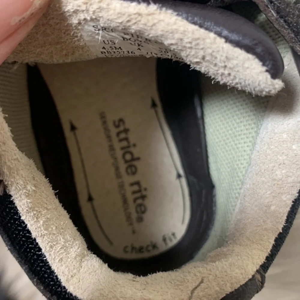 STRIDE RITE leather boots - Picture 9 of 9
